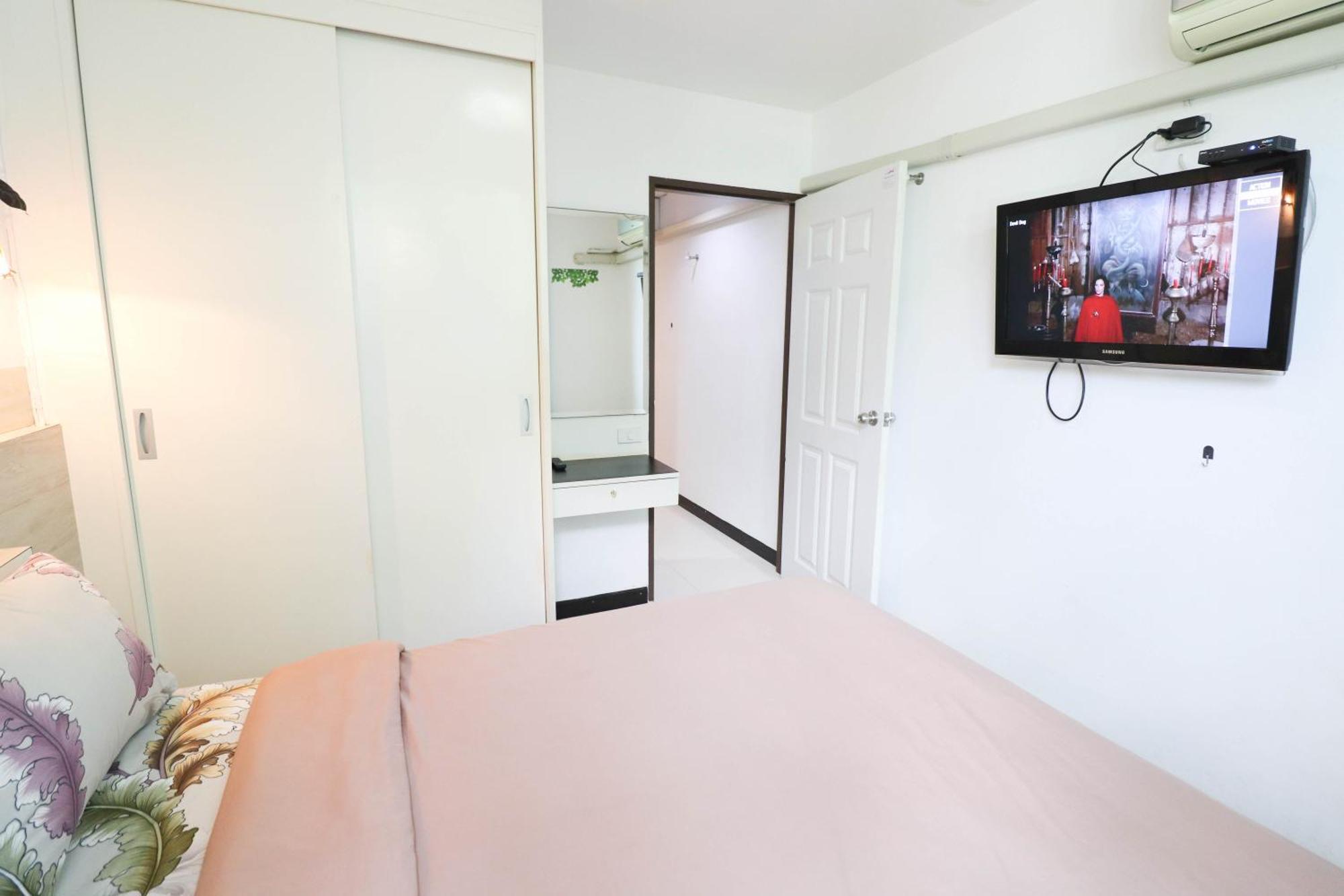 Baan Sabai Rama IV Apartment Бангкок Экстерьер фото