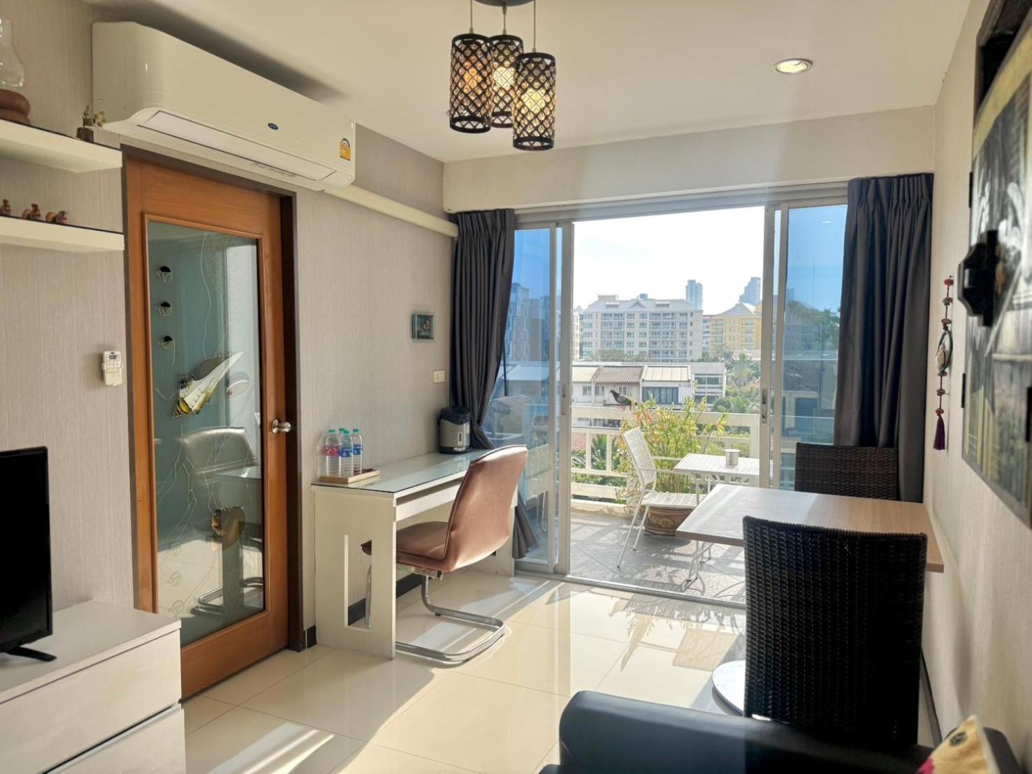 Baan Sabai Rama IV Apartment Бангкок Экстерьер фото