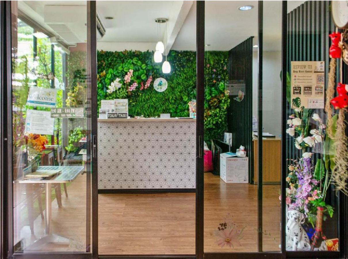 Baan Sabai Rama IV Apartment Бангкок Экстерьер фото